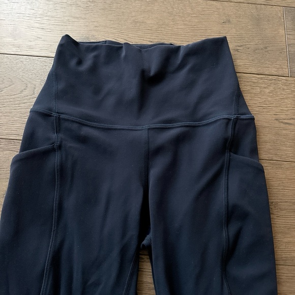 🔵Lululemon Align Leggings With Pockets 25” True Navy Size 2 - Picture 6 of 6